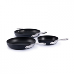 All-Clad Skillet Set Giveaway prize ilustration